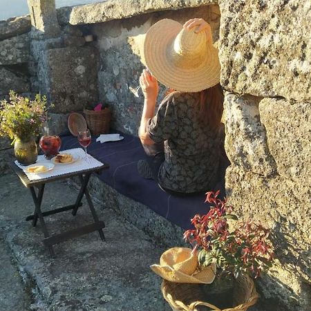 ヴィーラ・ポウカ・デ・アギアル Casa Padre Manuel Do Coutoヴィラ エクステリア 写真